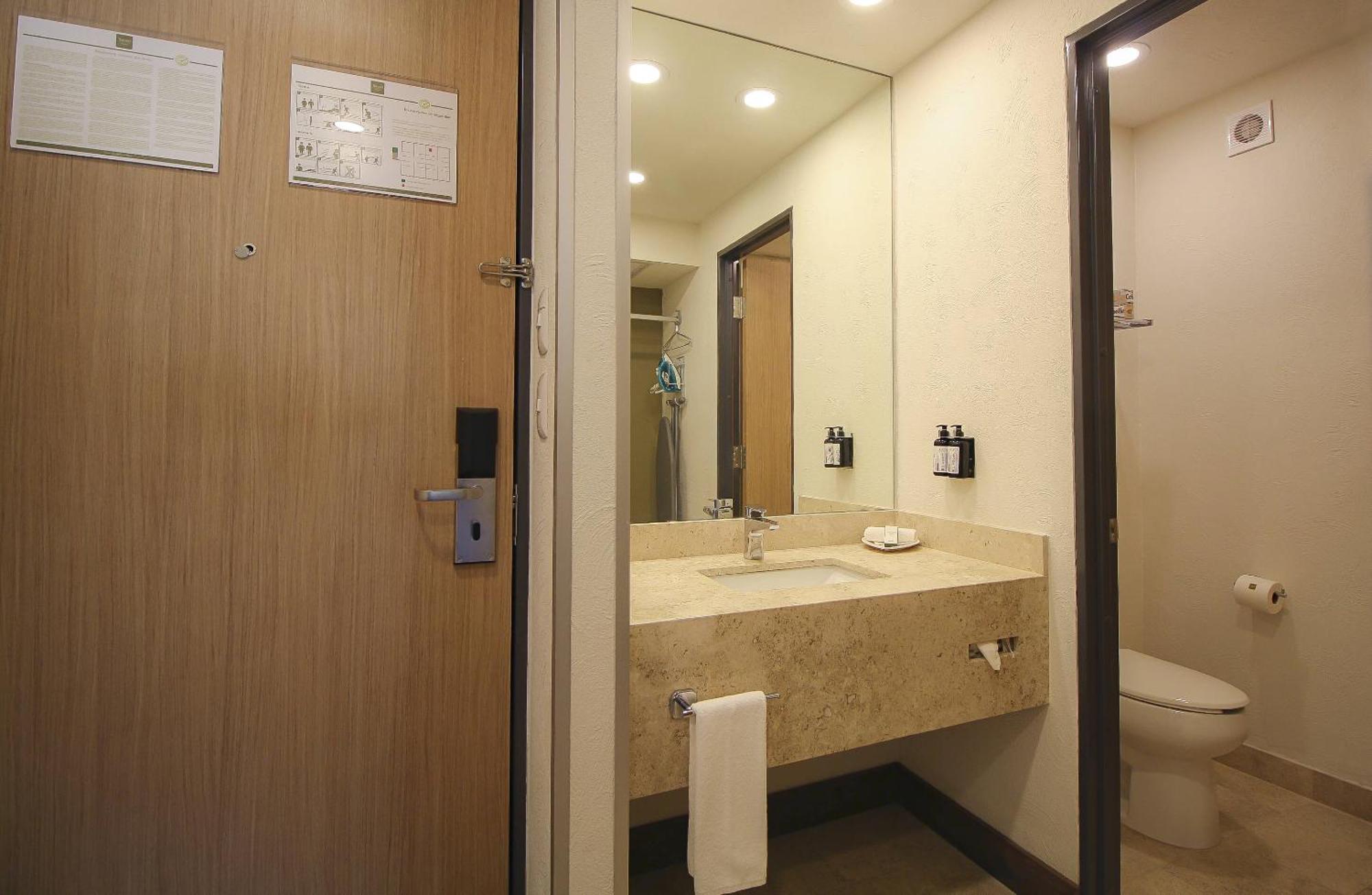 Hotel Turotel Морелія Екстер'єр фото