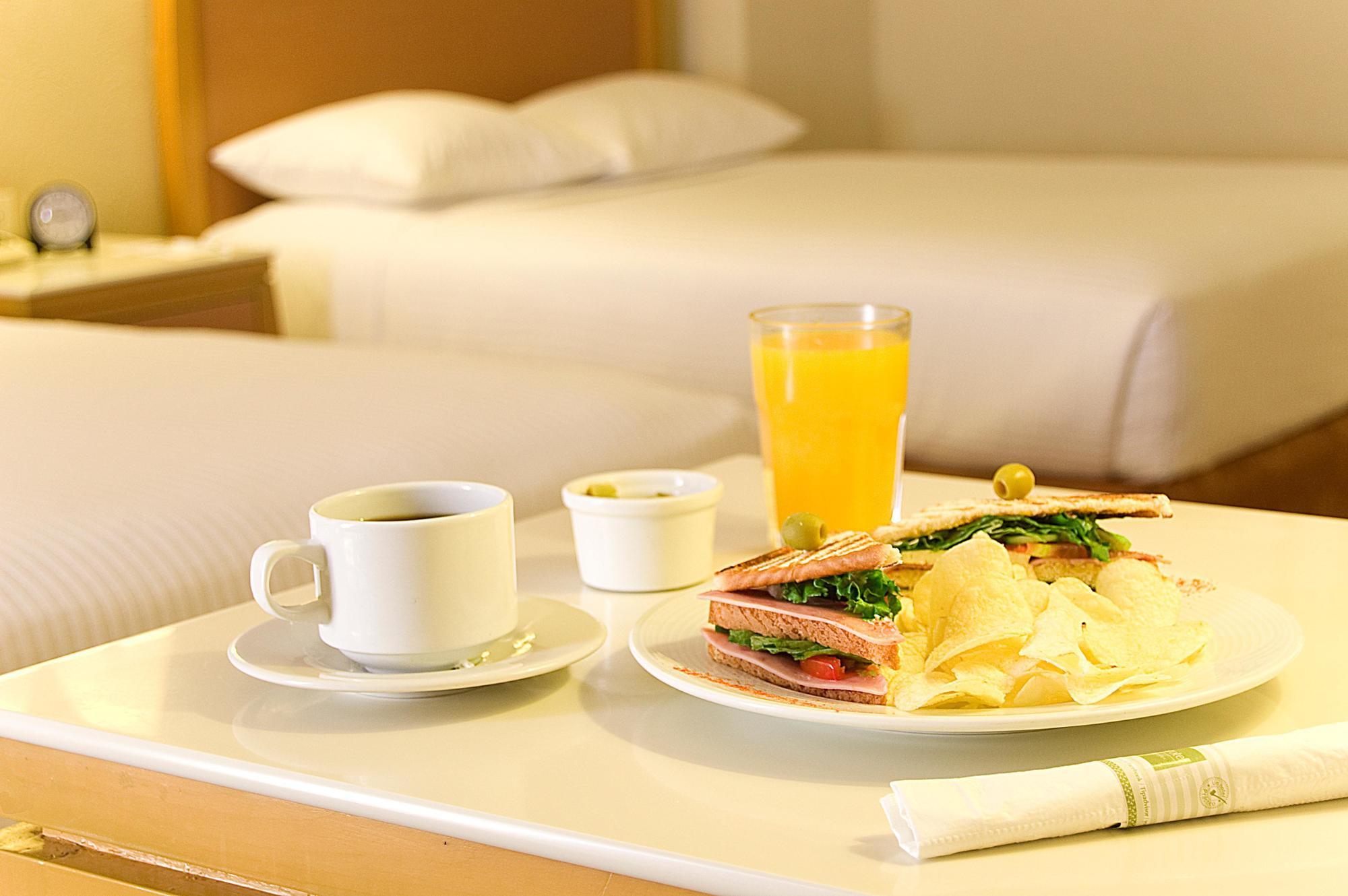 Hotel Turotel Морелія Екстер'єр фото